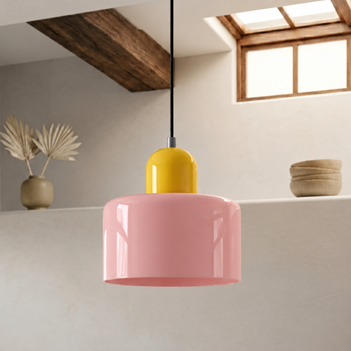Pendelleuchte mit erweitertem Halo Design