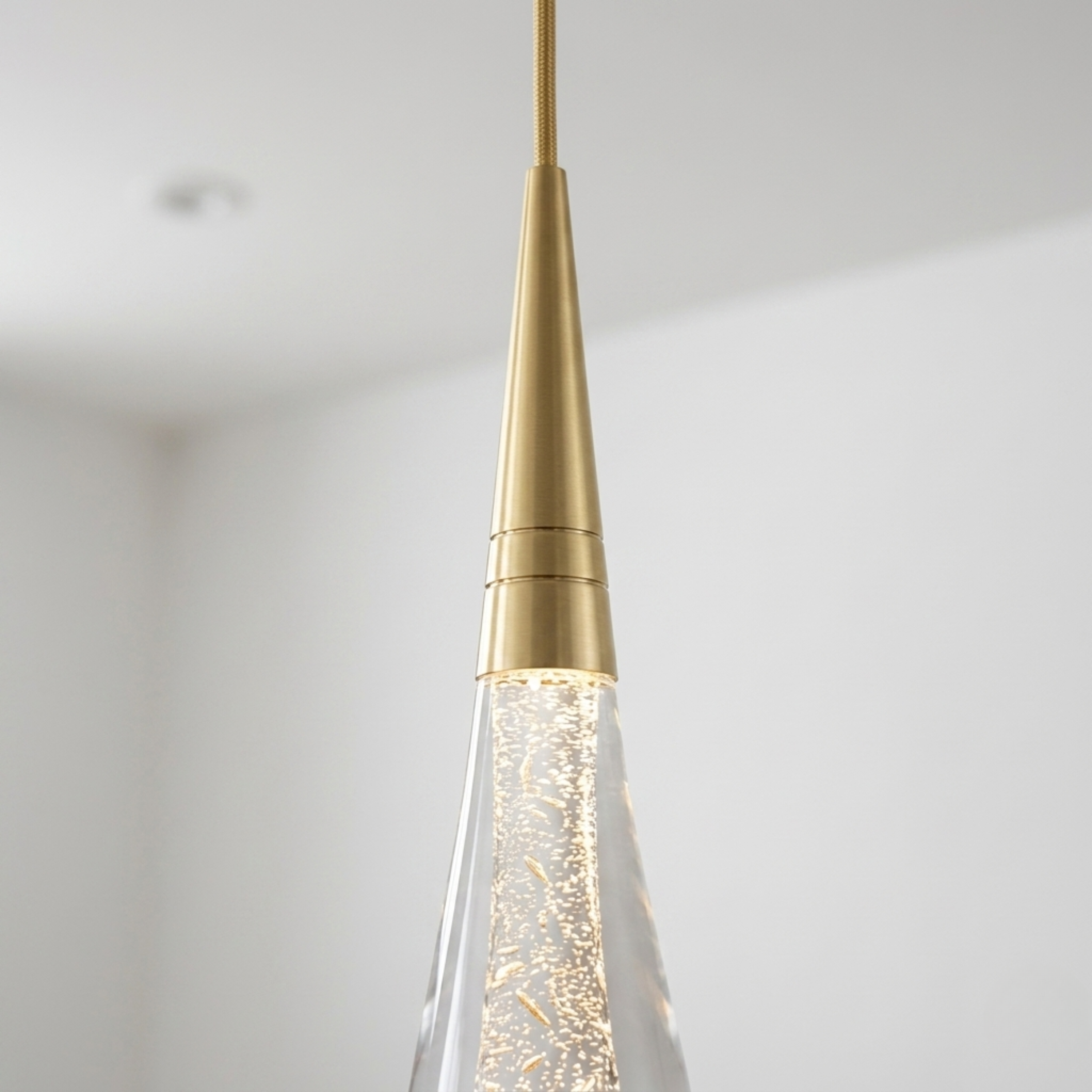 Moderne Aluminium Glas LED Innen Pendelleuchte