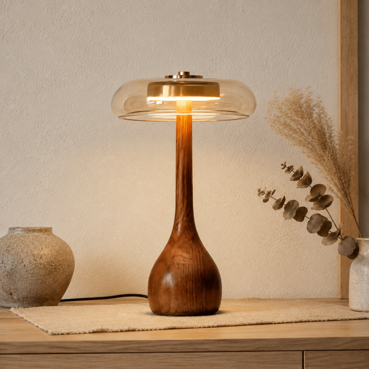 Elegante Glas LED Tischlampe