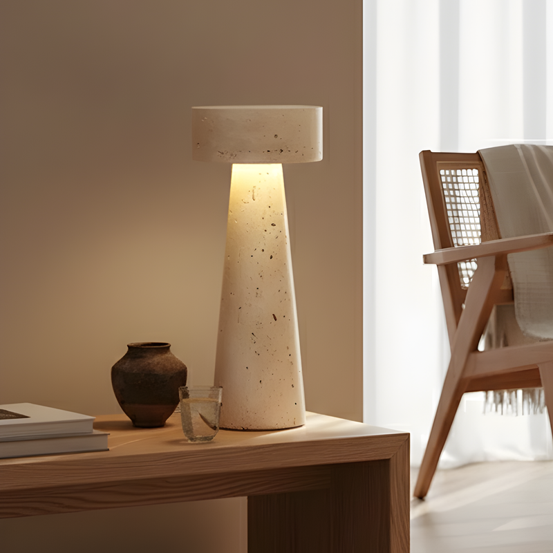 Moderne Stilvolle LED Travertin Tischlampe