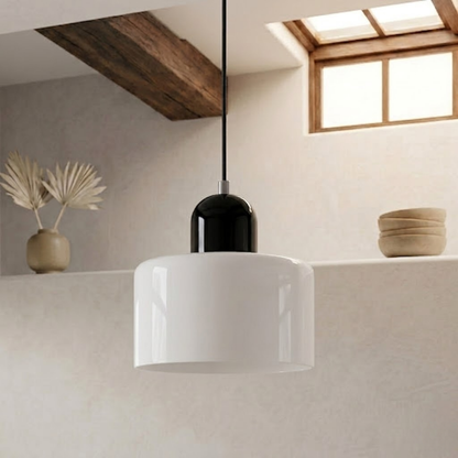 Pendelleuchte mit erweitertem Halo Design