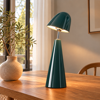 Moderne Kabellose Tischlampe mit Kegelschirm