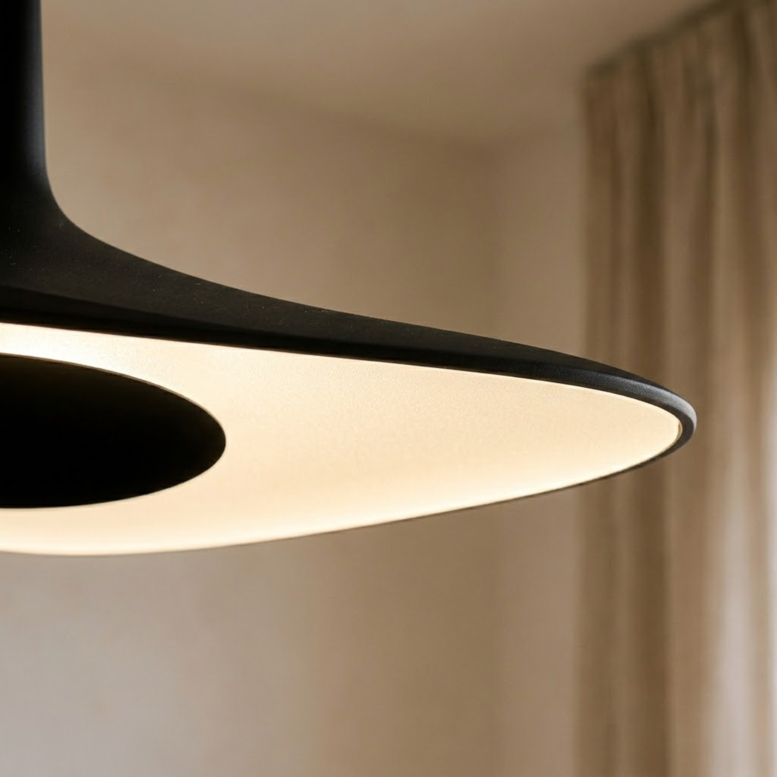 Moderne Minimalistische Unregelmäßige Pendelleuchte