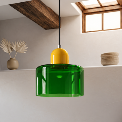 Pendelleuchte mit erweitertem Halo Design