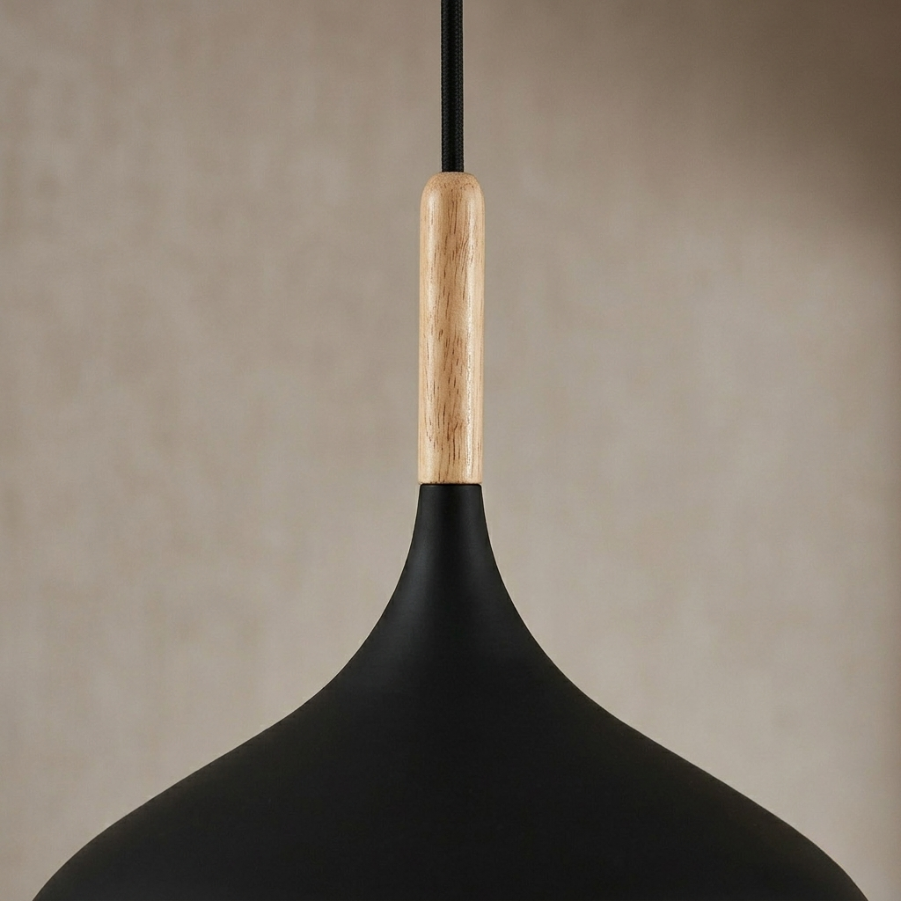 Nordische Farbige LED Pendelleuchte