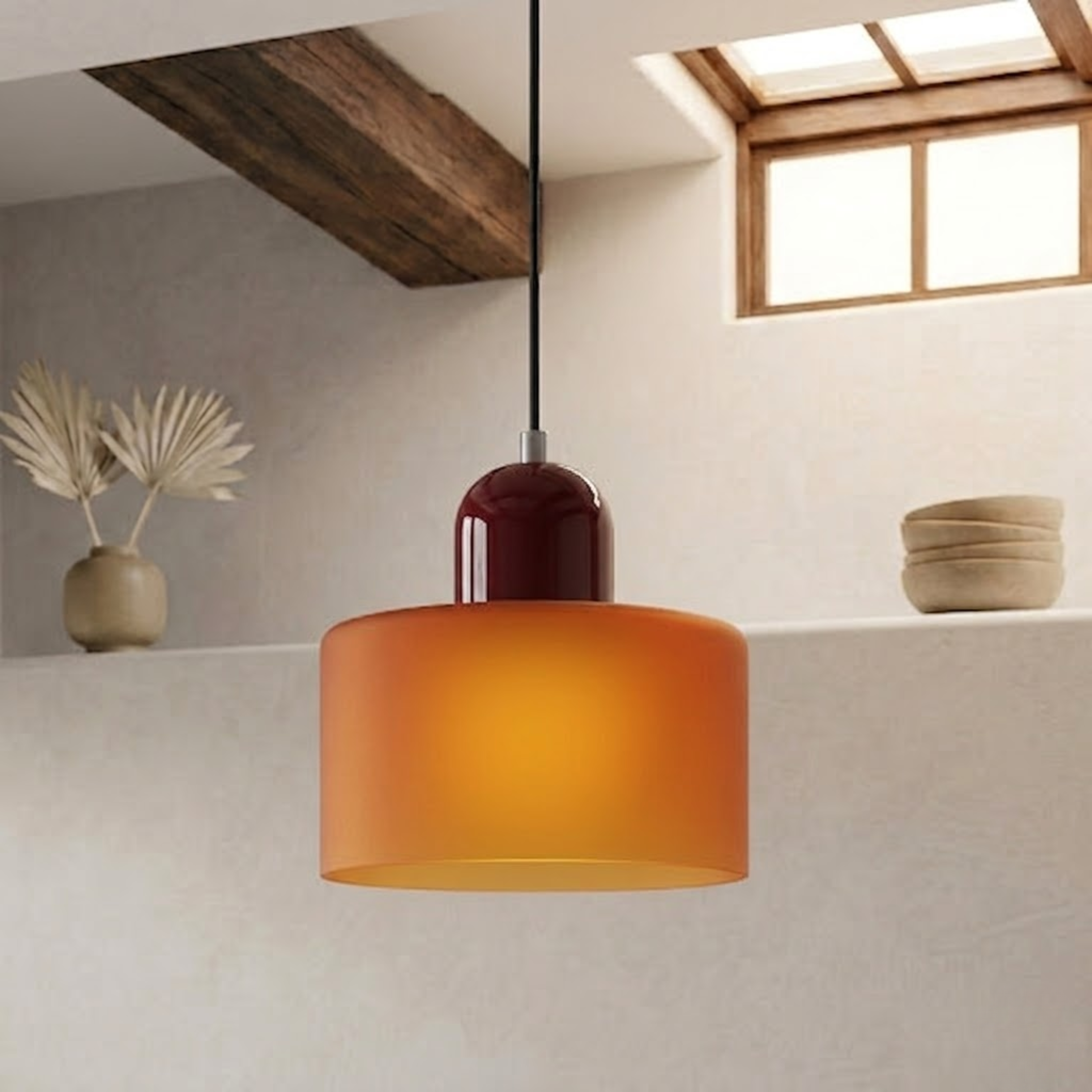 Pendelleuchte mit erweitertem Halo Design