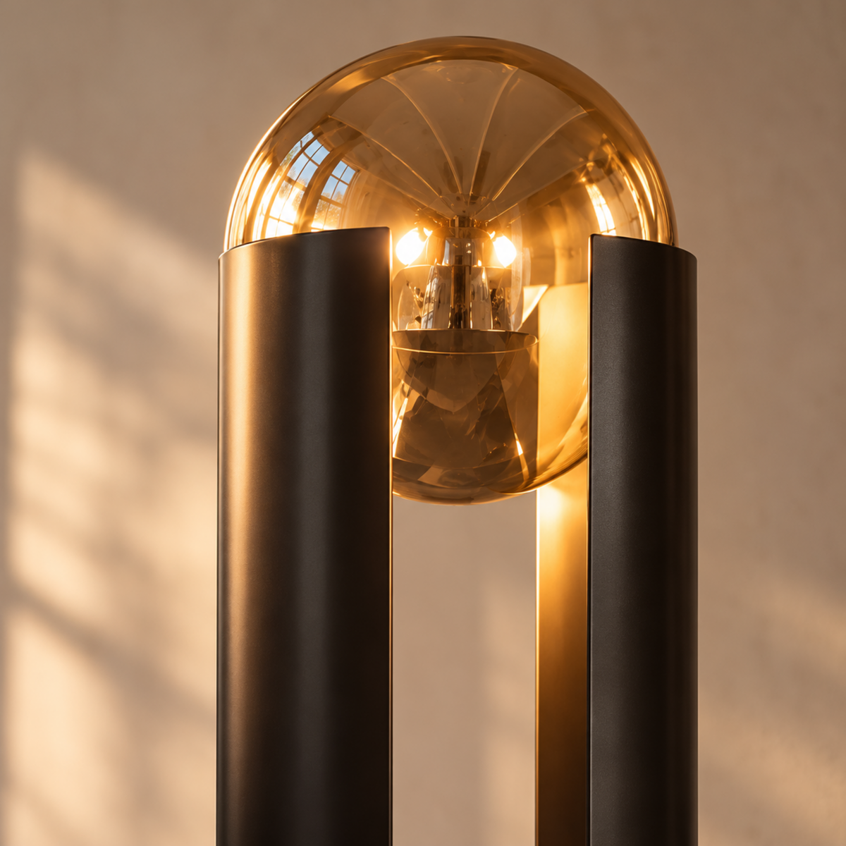 Moderne Palantir LED Stehlampe