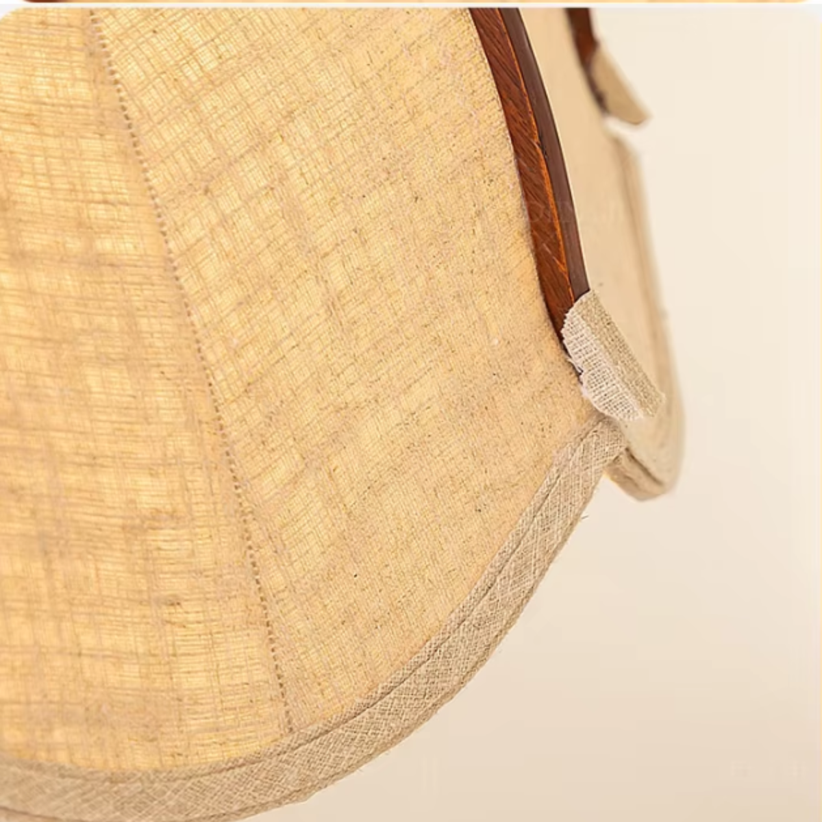 Elegante Holz-Stoff LED-Pendelleuchte