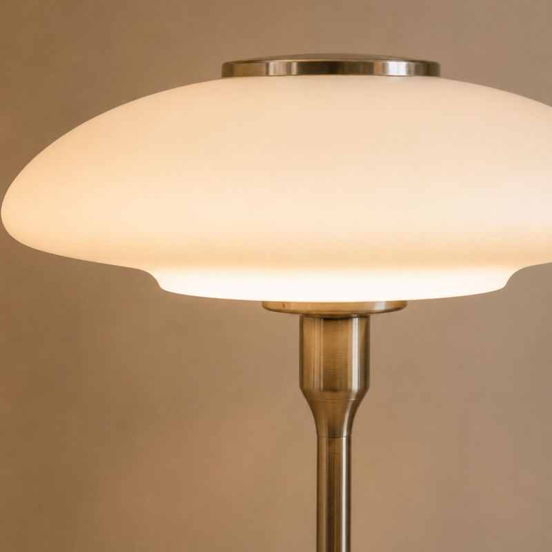 Moderne Bauhaus Dänische Tischlampe